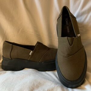 Toms Alpargata combat low canvas sneakers in olive green